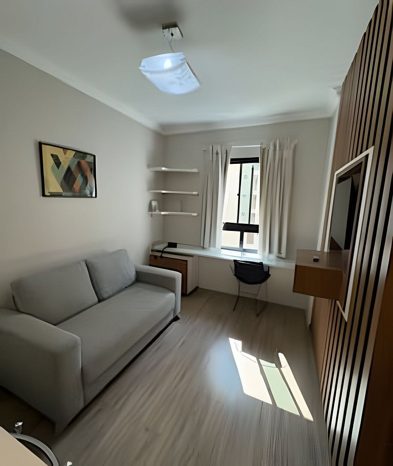 M_1311 | Confortável Flat-Pinheiros -Capote Valente
